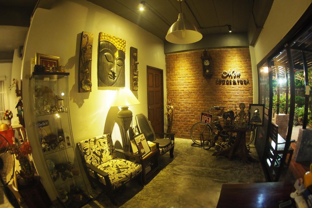 Mon Lodge & Yoga Donmueang Bangkok Exterior photo