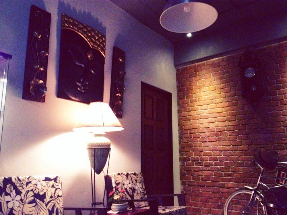 Mon Lodge & Yoga Donmueang Bangkok Exterior photo